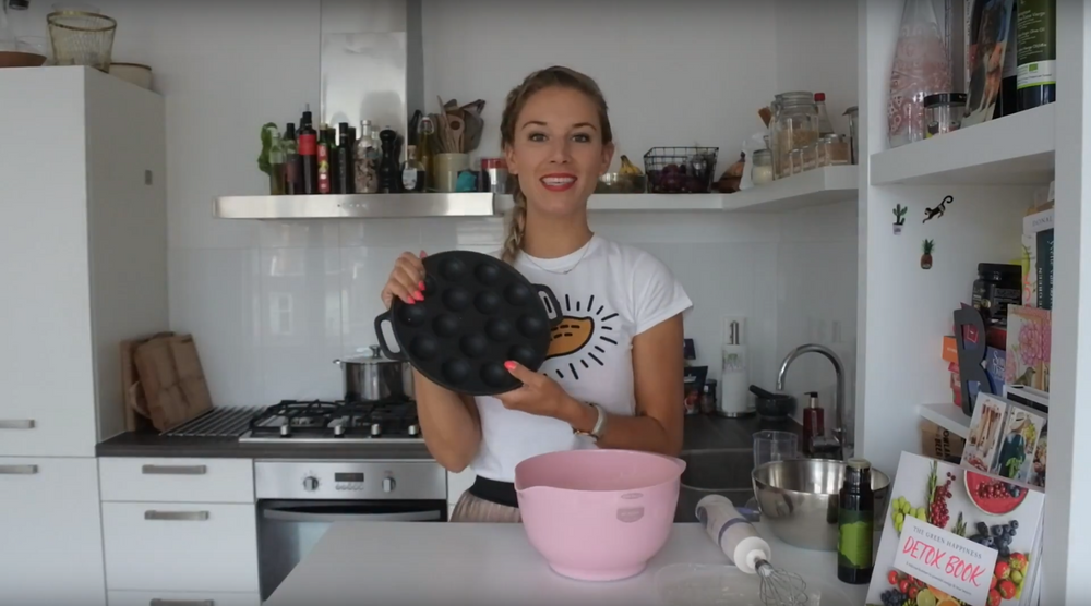 Making your own poffertjes