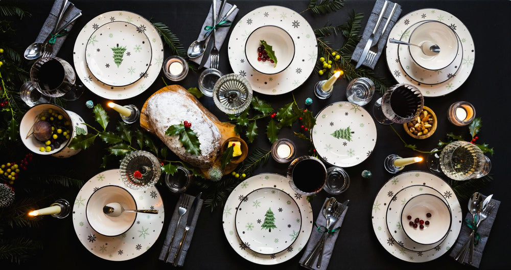 Cookinglife Christmas Dinnerware Set Green 18-piece / 6 persons - 6 dinner plates, 6 breakfast plates & 6 bowls