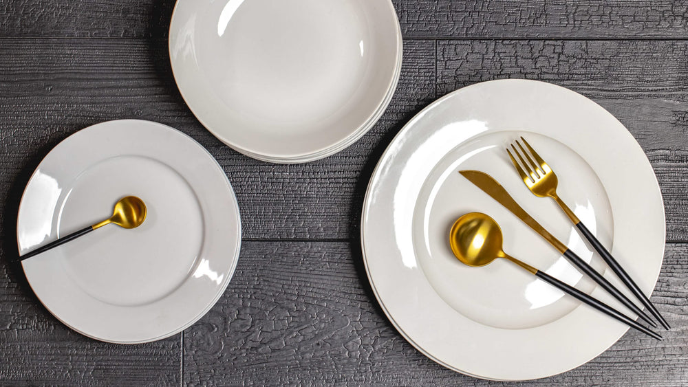 Studio Tavola Dinnerware Set White - 18-piece / 6 people - 6 dinner plates, 6 pasta bowls, and 6 side plates