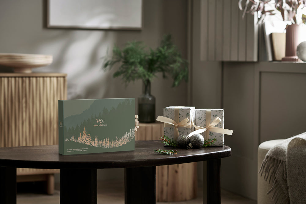WoodWick Advent Calendar 12 Days of Fragrance - 12 Pieces - Scented Candle in Glass - Wooden Wick