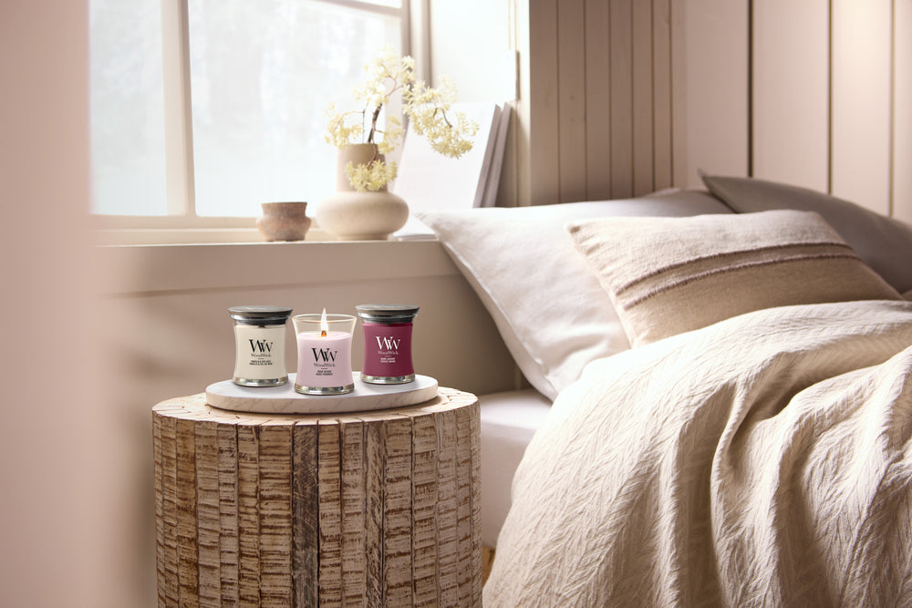 WoodWick Scented Candle Mini Vanilla & Sea Salt - 8 cm / ø 7 cm - Scented Candle in Glass - Wooden Wick