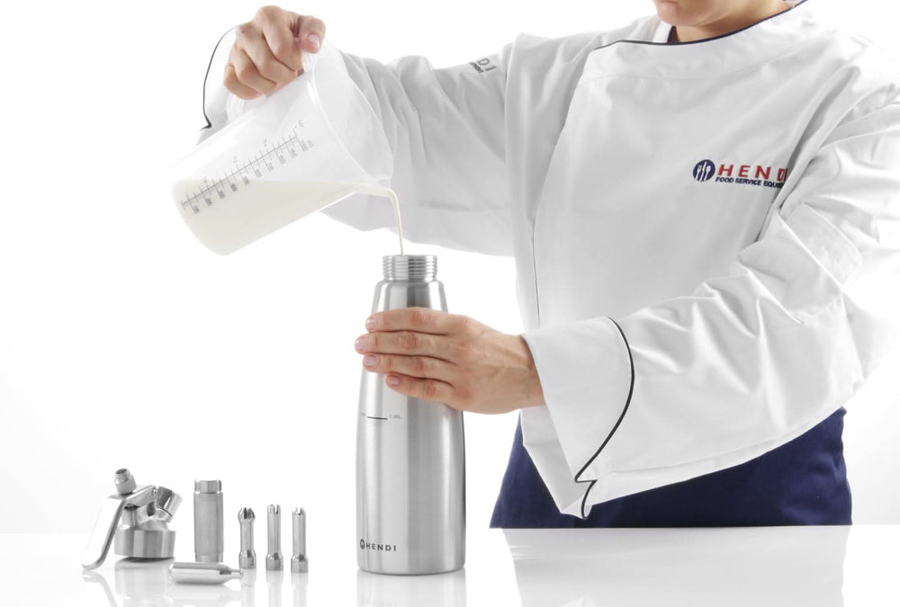 Hendi Whipped cream syringe stainless steel 500 ml
