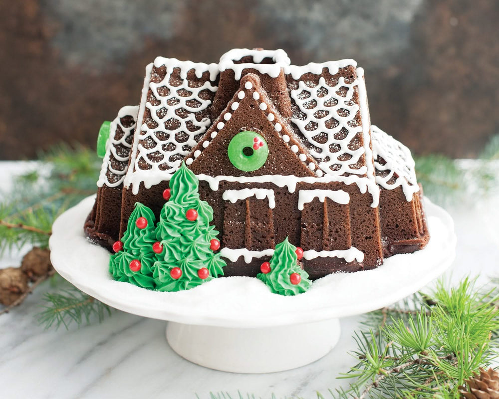 Nordic Ware Bundt Pan Gingerbread House Silver - Cast Aluminum - 26 x 20 cm