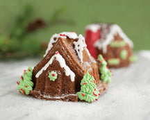 Nordic Ware Cake Pan Gingerbread House Duet Silver - Cast Aluminum - 32 x 17 cm