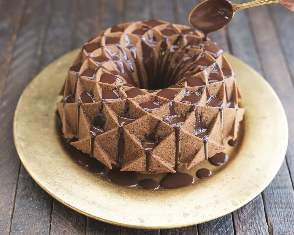 Nordic Ware Bundt Pan Jubilee Gold - Cast Aluminum - ø 25 cm