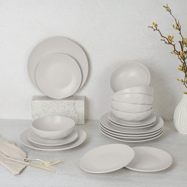 BerlingerHaus Set de Mesa Mate Crema Redonda - 18 Piezas / 6 Personas - 6 platos de cena, 6 platos de desayuno y 6 platos hondos