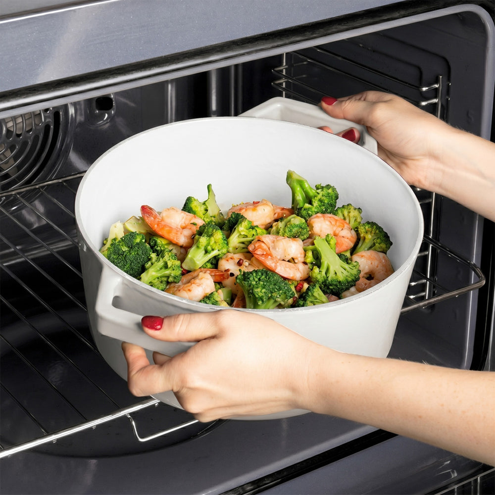 BerlingerHaus Casserole Matte Cream - Cast Iron - ø 24 cm - Suitable for All Heat Sources - Enamelled Non-Stick Coating