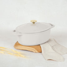 BerlingerHaus Casserole Matte Cream Oval - Cast Iron - 30 x 22 cm - Suitable for All Heat Sources - Enameled Non-Stick Coating