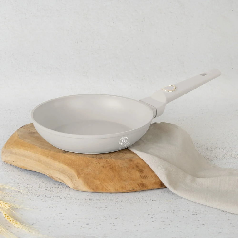 BerlingerHaus Frying Pan Matte Cream ø 20 cm - Suitable for All Heat Sources - Standard Non-Stick Coating