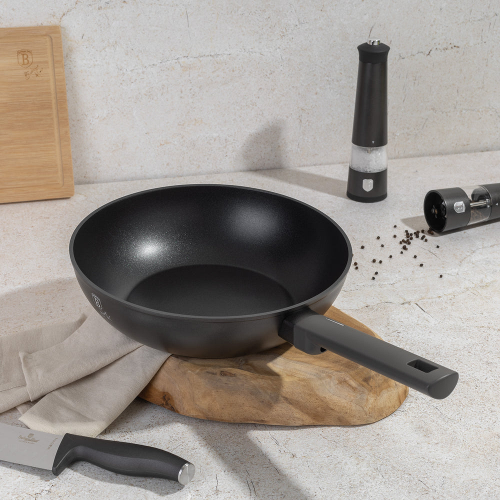 BerlingerHaus Wok Pan Matte Anthracite ø 28 cm - suitable for all heat sources - standard non-stick coating