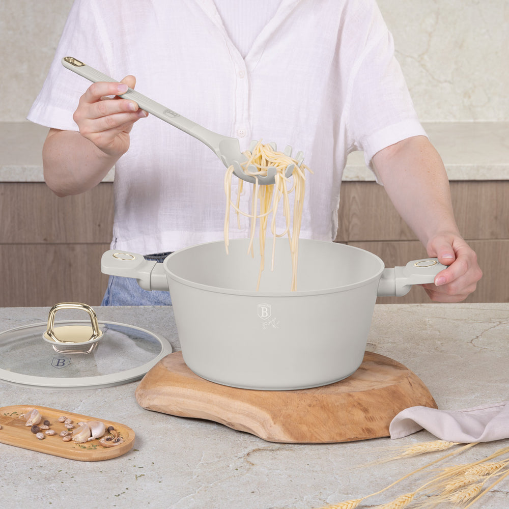 BerlingerHaus Kitchen Utensil Set with Standard Matte Cream - Silicone - 6-piece