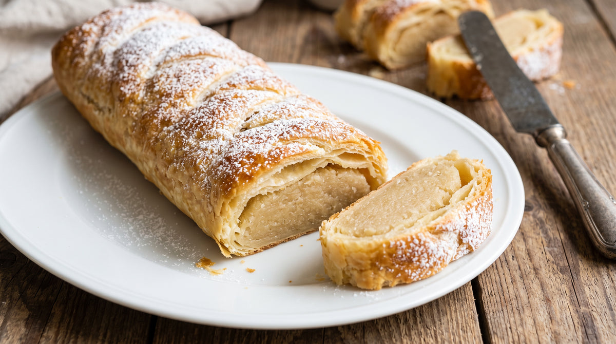 El clásico pastel festivo neerlandés, hecho en casa con hojaldre y mazapán casero