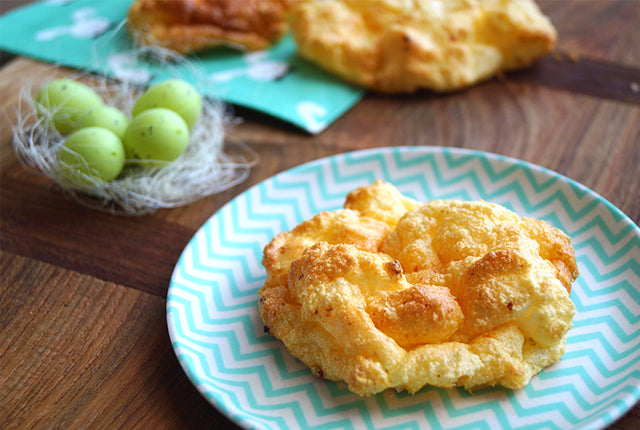Light and low-carb bread made from whipped egg whites