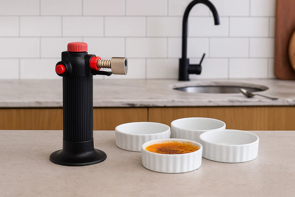 Set para crème brûlée Cookinglife - Quemador / Soplete de cocina + Moldes para crème brûlée ø 12 cm - 4 unidades