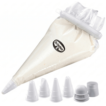 Dr. Oetker Piping Bag Disposable Plastic - 10 pieces - 4 nozzles included