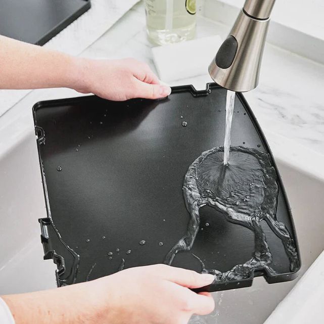 Interchangeable grill plates