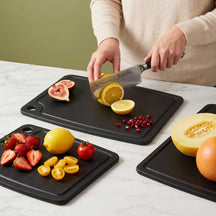 Hendi Cutting Board Non-Slip - Dishwasher Safe - Black Wood Fiber - 37 x 27.5 cm