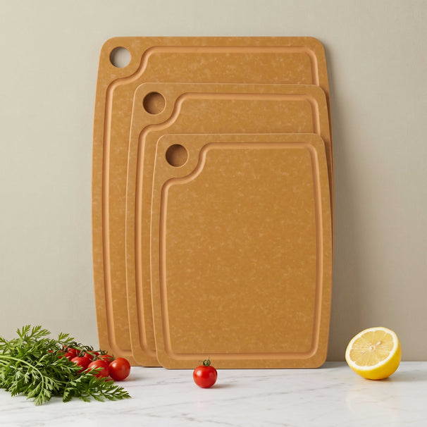 Hendi Non-Slip Cutting Board Set - Dishwasher Safe - Brown Wood Fiber - 3-Piece