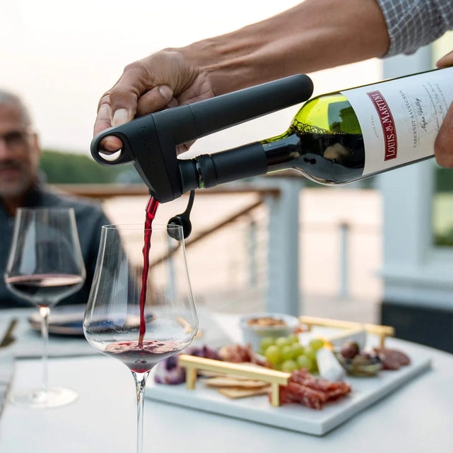 Step 3: Attach the wine system to the screw cap
