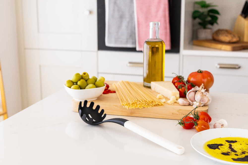 KitchenAid Spaghetti Spoon Classic Porcelain White Plastic 34cm - Pasta Server
