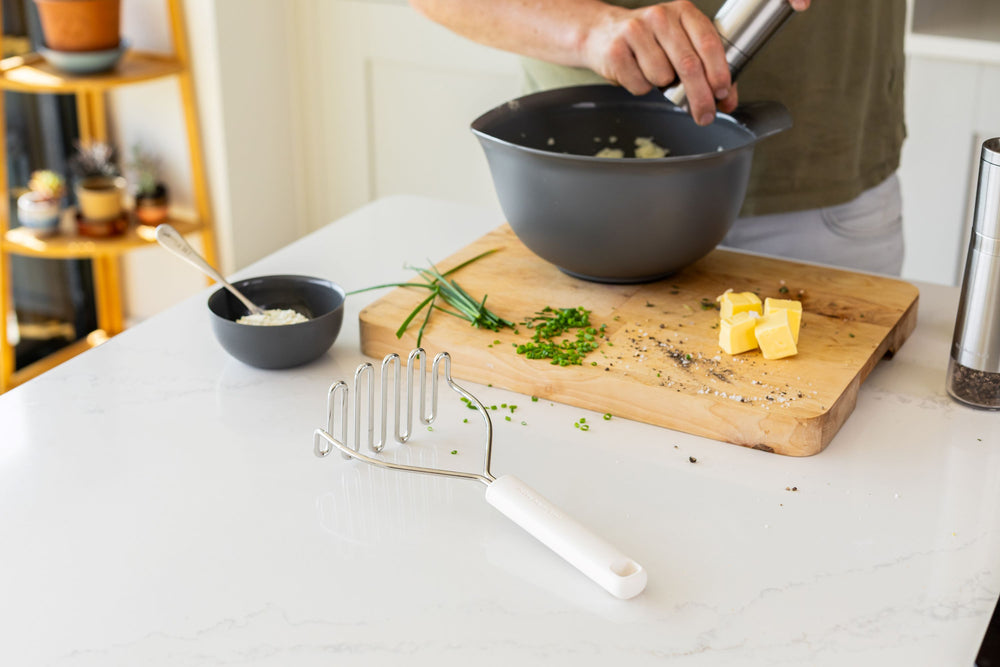 KitchenAid Potato Masher Classic Porcelain White Plastic Stainless Steel 25.5 cm - Masher