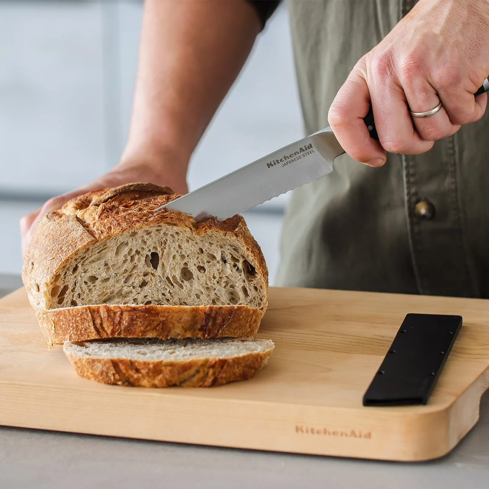 KitchenAid Bread Knife Gourmet Stainless Steel 20 cm - with knife protector