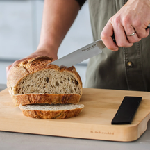 KitchenAid Bread Knife Gourmet Stainless Steel 20 cm - with knife protector