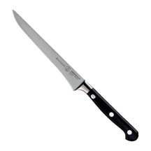 Messermeister Uitbeenmes Meridian Elite 15 cm met zwart heft, vrijstaand op witte achtergrond