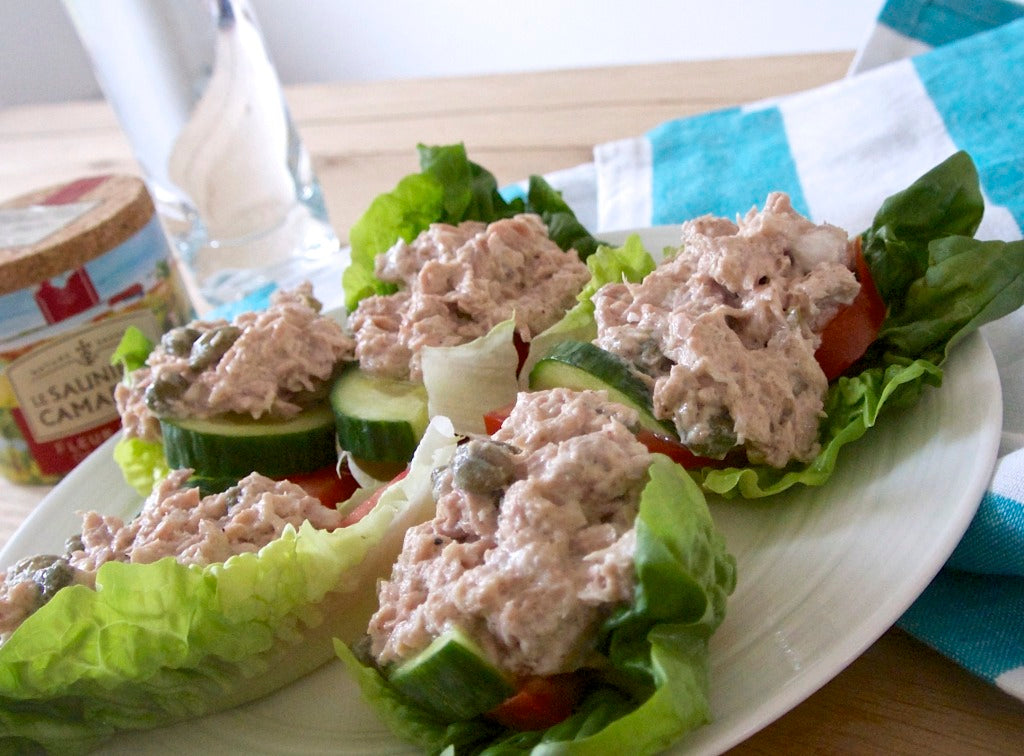 Fresh tuna salad served in crisp lettuce leaves