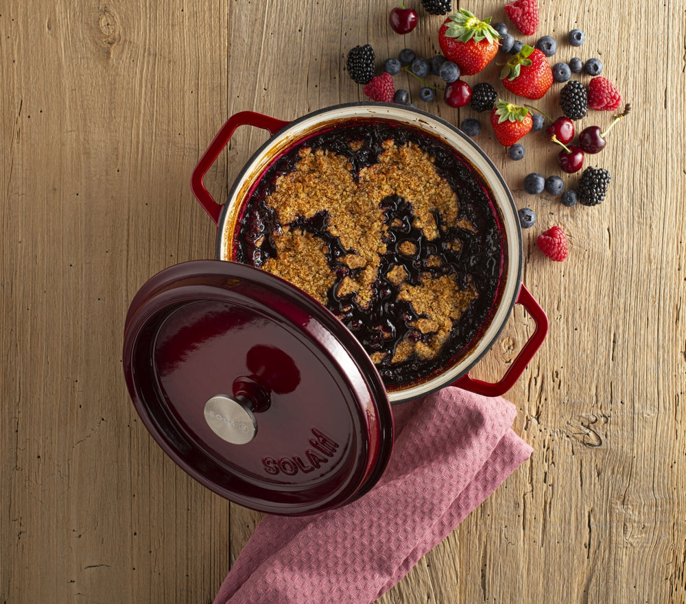 Sola Casserole with lid Cast Iron - Red - ø 24 cm / 3.2 Liters - Enameled non-stick coating