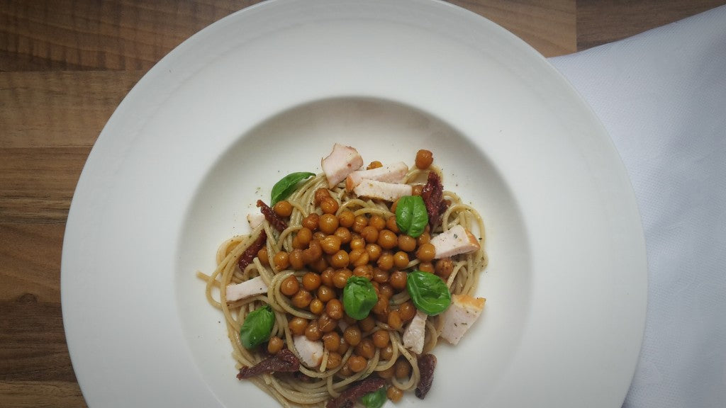 Crispy chickpeas, creamy homemade pesto and smoked chicken on whole-wheat spaghetti