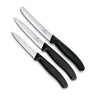 Victorinox Schilmessenset Swiss Classic 3-delig tomatenmes, officemes en schilmes, vrijstaand op witte achtergrond