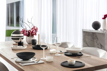 Villeroy & Boch Dinnerware Set La Boule Black / White 7-piece / 2 persons - 2 bowls, 2 dishes, 2 universal plates and 1 serving dish