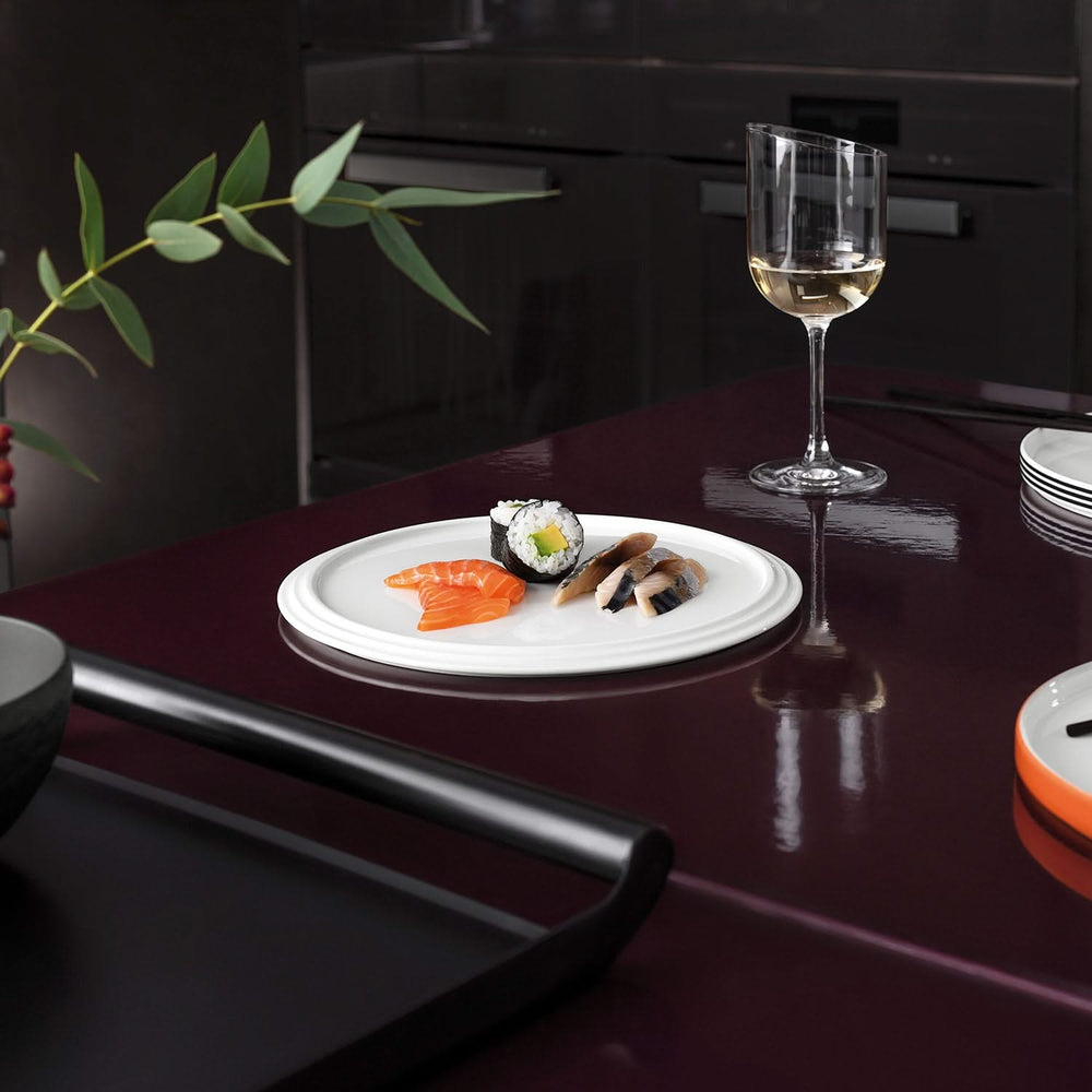 Villeroy & Boch Dinnerware Set La Boule White 7-piece / 2 persons - 2 bowls, 2 dishes, 2 universal plates and 1 serving dish