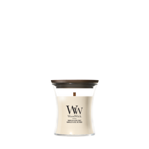 WoodWick Scented Candle Mini Vanilla & Sea Salt - 8 cm / ø 7 cm - Scented Candle in Glass - Wooden Wick