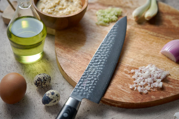 Cuchillo de chef Yaxell Zen 24 cm - acero damasco inoxidable de 37 capas - mango de Micarta canvas