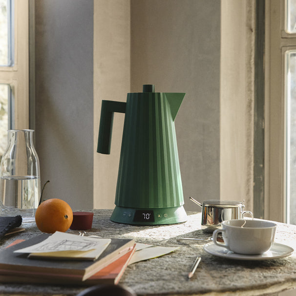 Alessi kettle Plissé con ajuste de temperatura verde - 1.7 litros - 1850 W - Michele De Lucchi - MDL21 GR