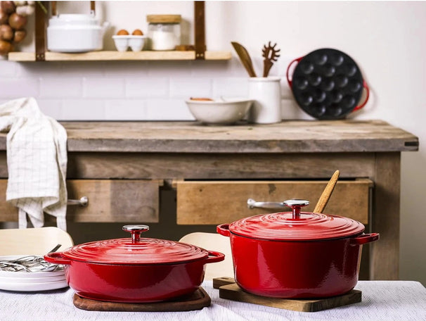 BK Cocotte Baja Bourgogne Chili Red de Hierro Fundido ø 28 cm - revestimiento antiadherente esmaltado
