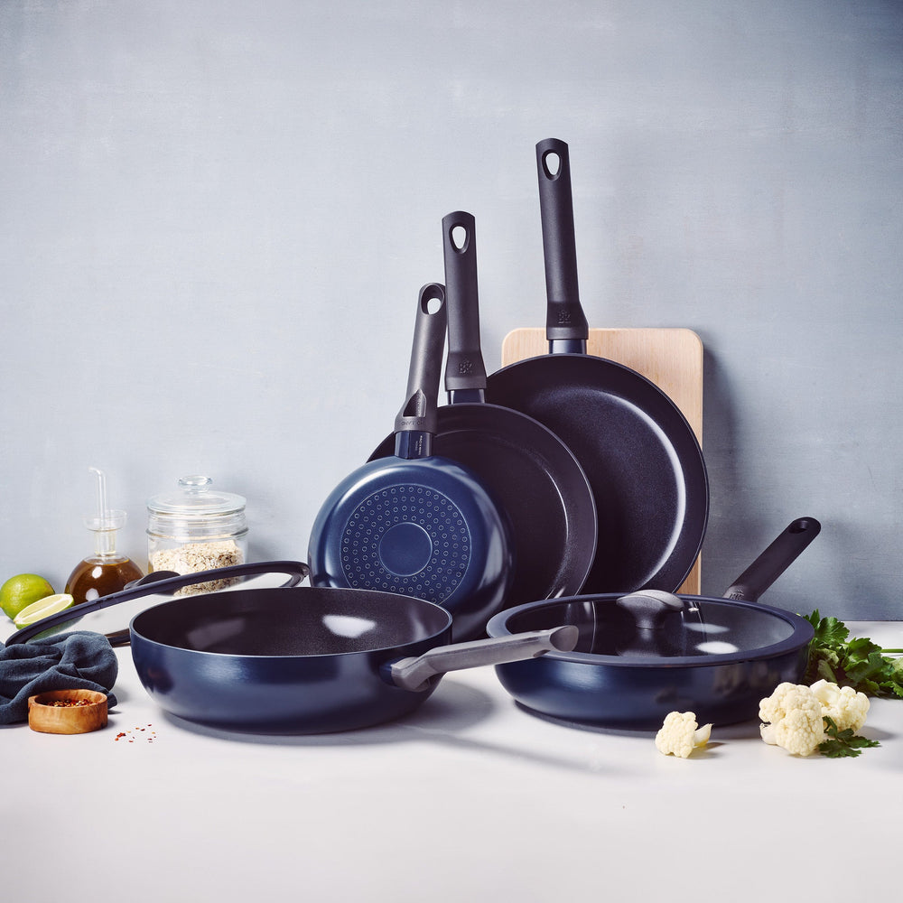 BK Koekenpan Enjoy Oxford Blue ø 28 cm - sfeerbeeld 1