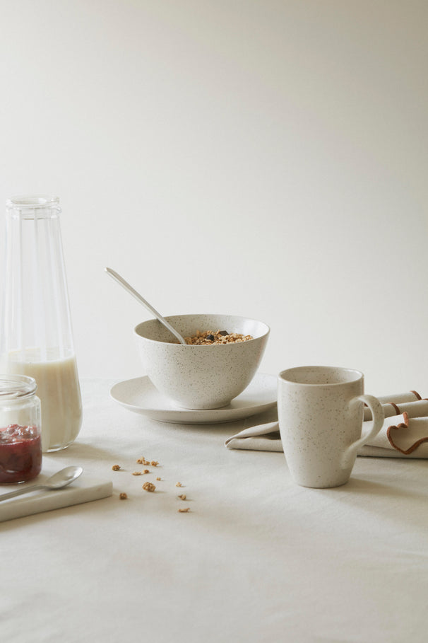 Broste Copenhagen Juego de desayuno Nordic Vanilla 12 piezas / 4 personas - 4 platos para desayuno, 4 cuencos y 4 tazas