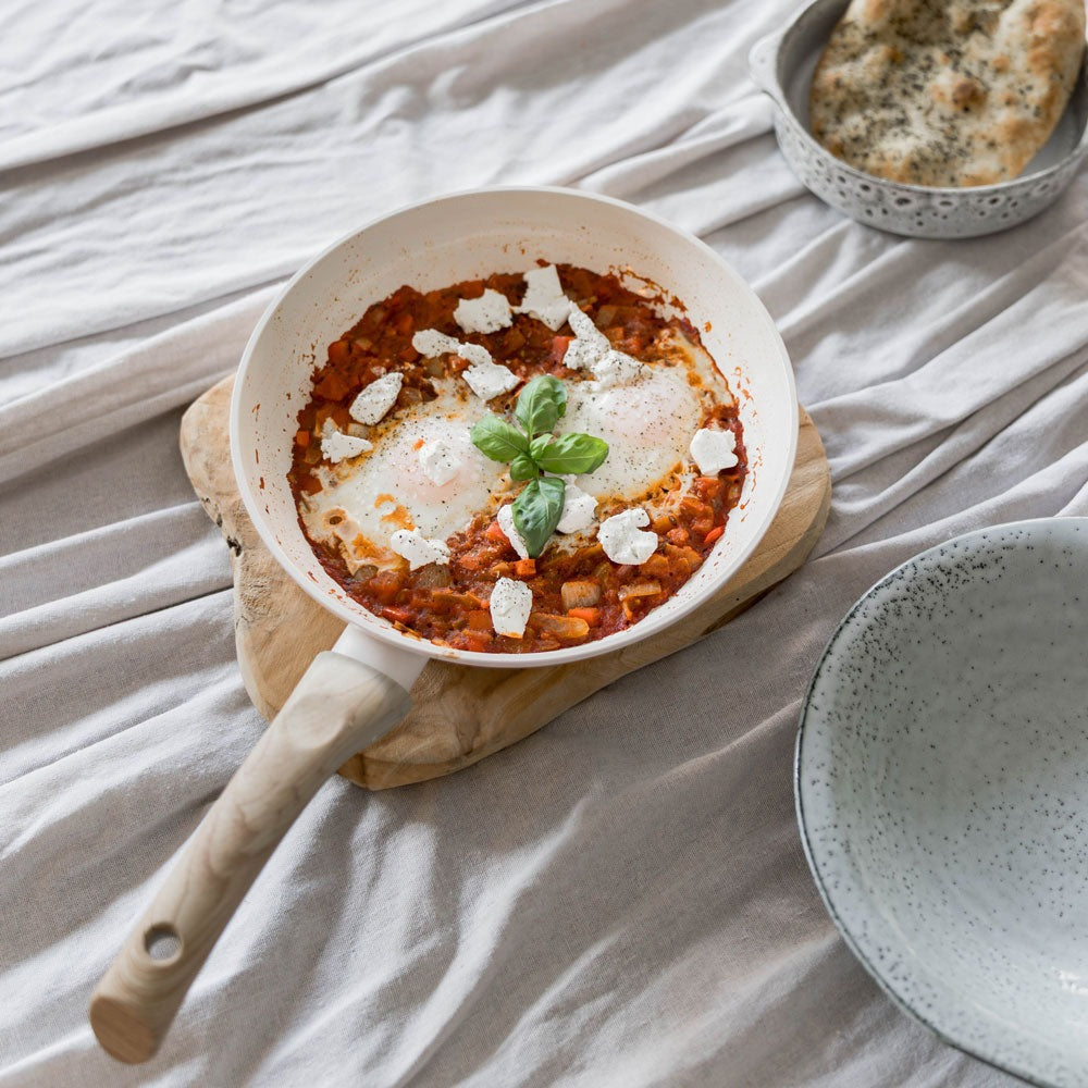 Cook & Pan Koekenpannenset Go Ivory Crème 3-delig - ø 20, 24 & 28 cm - sfeerbeeld 3