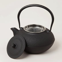 Cookinglife Teapot Arare with Stainless Steel Filter - Cast Iron Black - 1.5 Liter