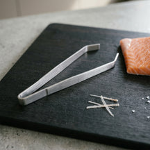 Crafts La Marée Fish Preparation Set 3-piece - Fish Bone Tweezers, Fish Scaler & Glove