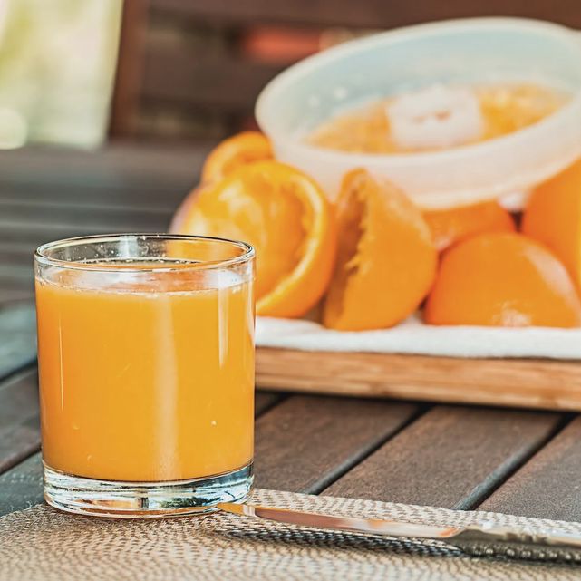 How many watts should an electric citrus juicer be?