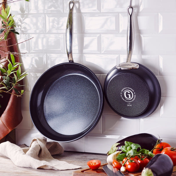 GreenPan Frying Pan Set Barcelona Pro 2-piece - ø 20 & 28 cm - Ceramic Non-Stick Coating