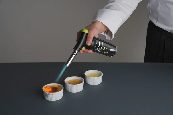 Encendedor para barbacoa Hendi / Quemador para crème brûlée / Soplete de cocina - con gas + Recargas extra de gas butano - 4 unidades