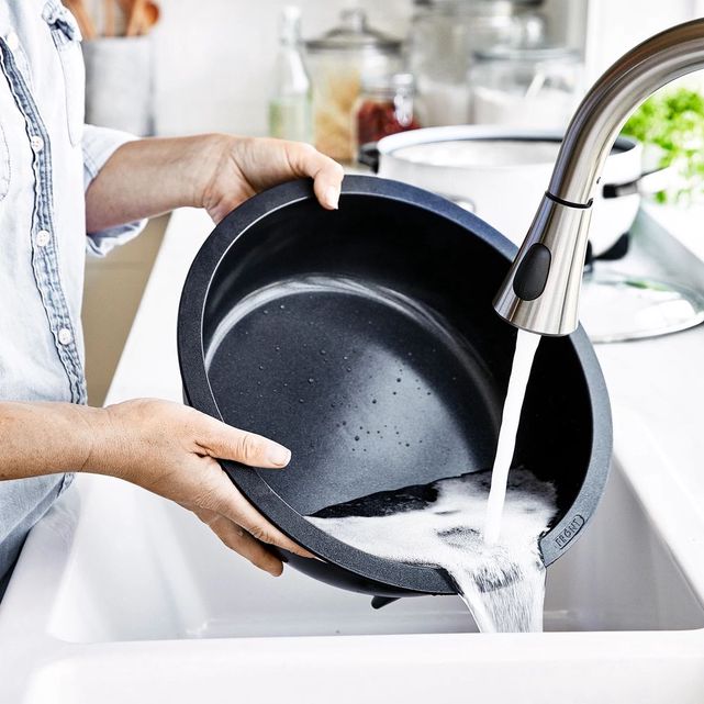 How to make the Omnicooker from GreenPan clean