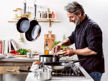 KitchenAid Koekenpan Classic RVS ø 24 cm - sfeerbeeld 2