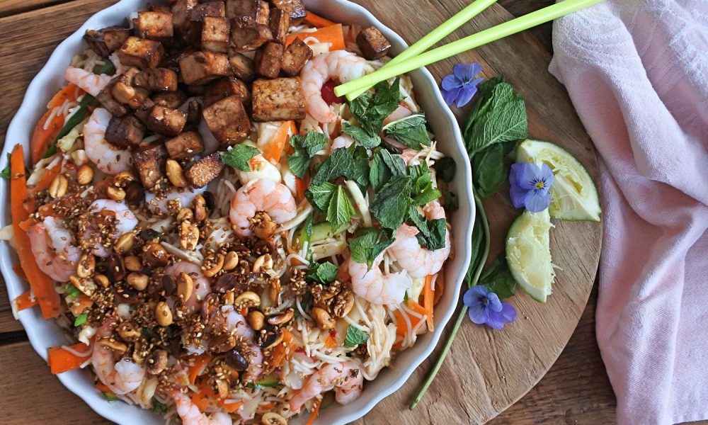 A fresh Asian salad bursting with colour, crunchy vegetables and a punchy dressing