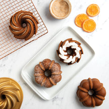 Nordic Ware Bundt Pan Classic Duet Gold - Cast Aluminum - 32 x 17 cm